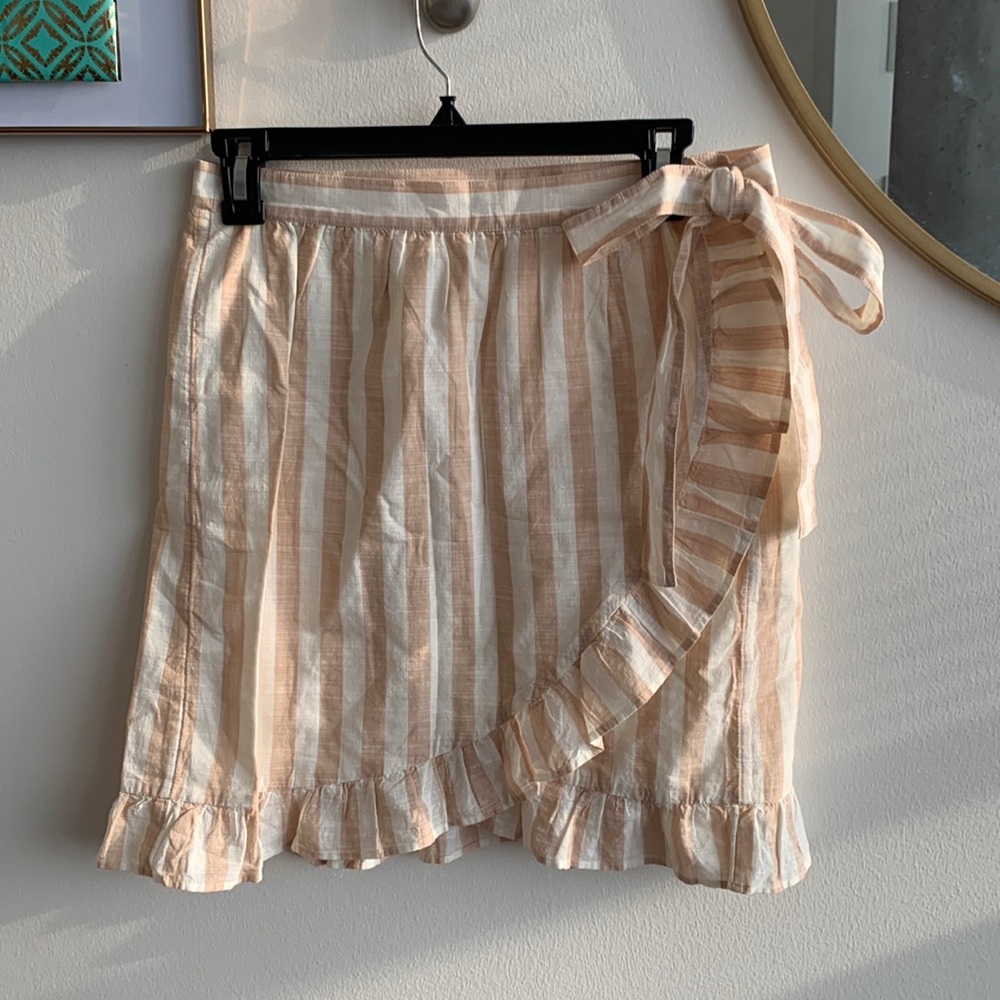 Summer wrap skirt with ruffle and bow